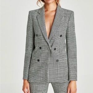 Zara Gray Plaid Double-Breasted Blazer *with callout”
